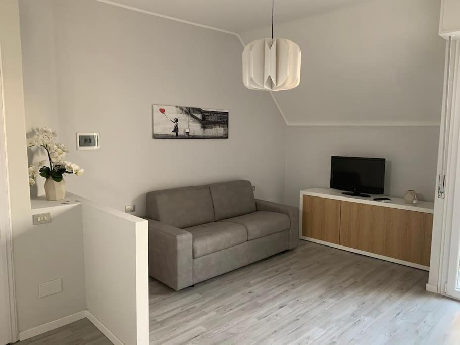 Milano Besana Rent House 아파트 외부 사진